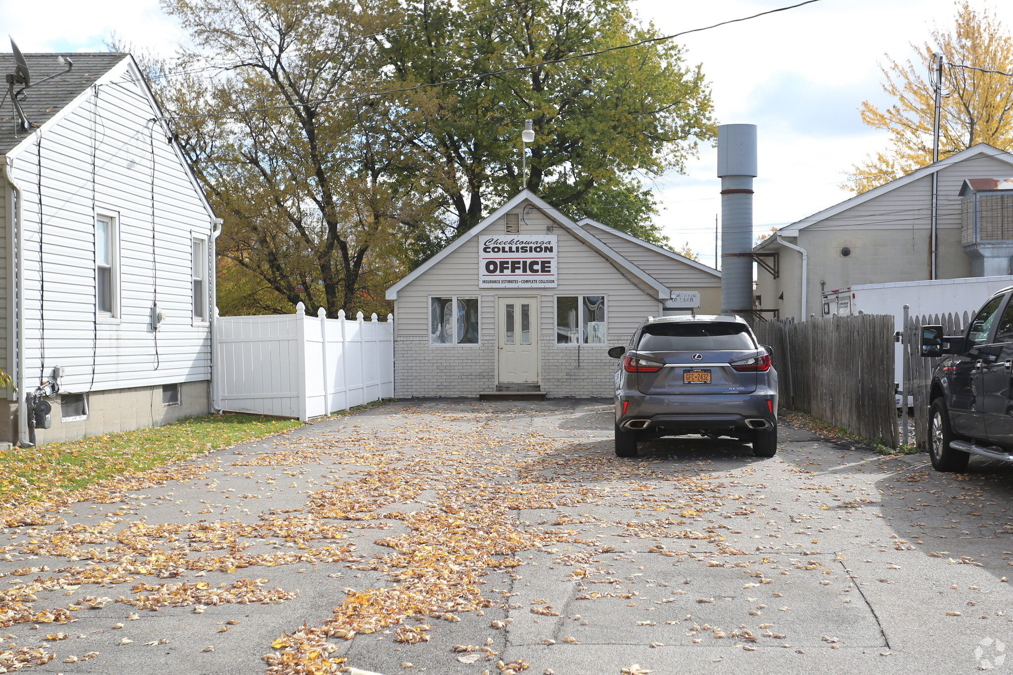 2187 Old Union Rd, Cheektowaga, NY à vendre Photo principale- Image 1 de 1