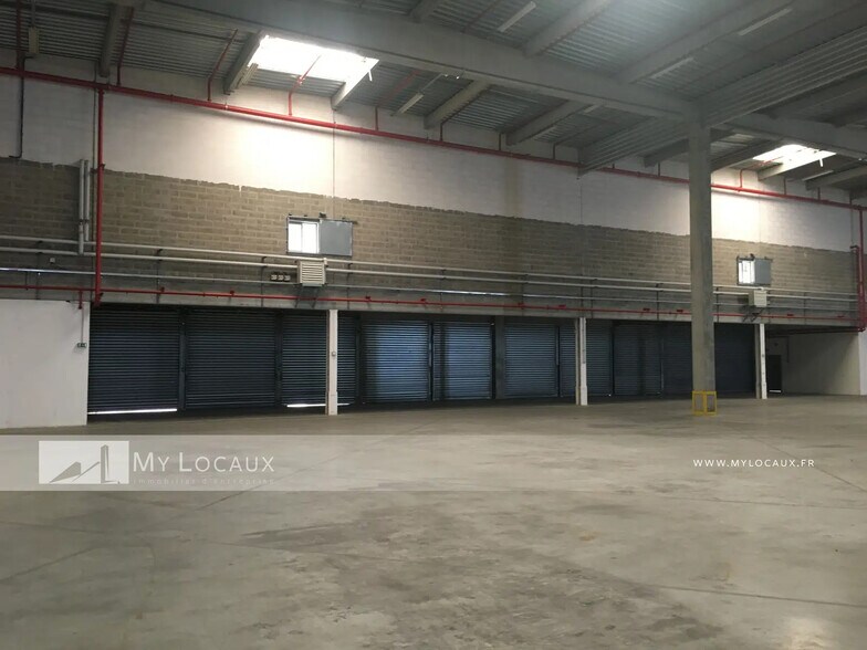 Industrial in Herblay-sur-Seine for lease - Interior Photo - Image 2 of 7