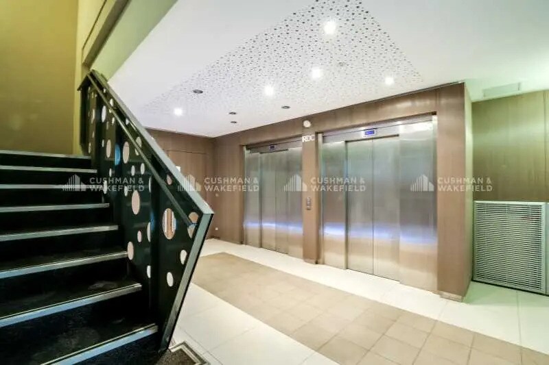 1 Rue Albert, Marseille à louer - Photo du bâtiment - Image 2 de 18