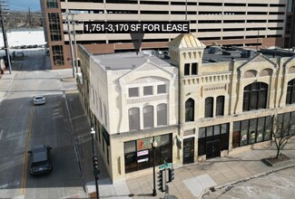 Plus de détails pour 145 W Wisconsin Ave, Neenah, WI - Bureau à louer