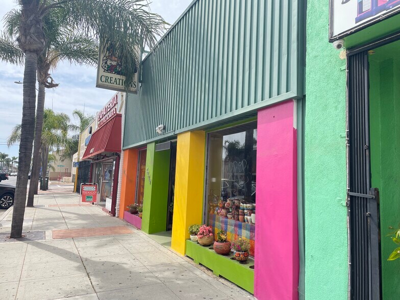 1045 W Gardena Blvd, Gardena, CA à vendre - Photo du bâtiment - Image 3 de 10