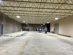 7992 Oh-366, Russells Point, OH for lease Interior Photo- Image 2 of 17