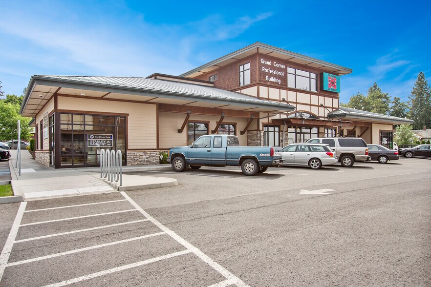 3707 S Grand Blvd, Spokane, WA à louer - Photo du bâtiment - Image 2 de 7