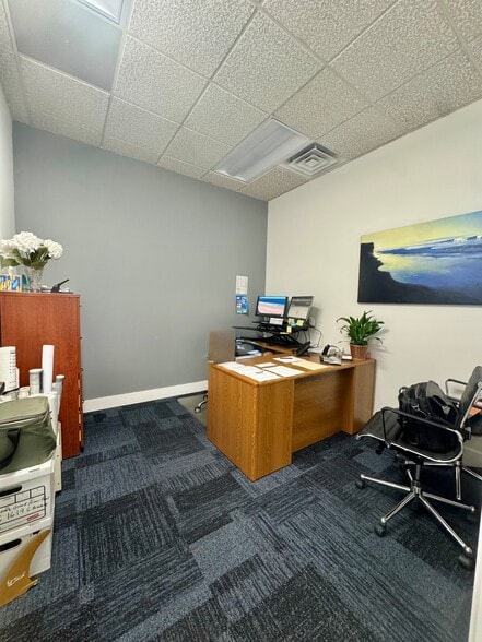 2721 Santa Maria Way, Santa Maria, CA for lease - Building Photo - Image 2 of 5