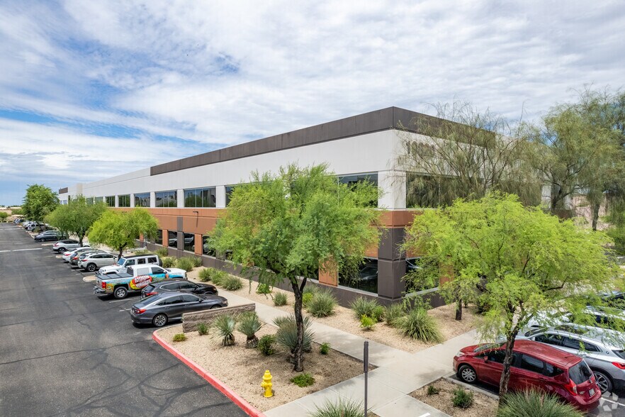 19820 N 7th St, Phoenix, AZ à louer - Photo du bâtiment - Image 3 de 5