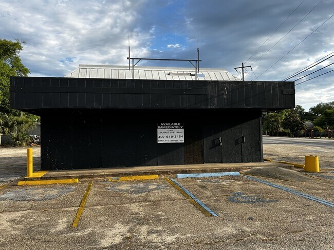 More details for 4010 Barrancas Ave, Pensacola, FL - Retail for Sale