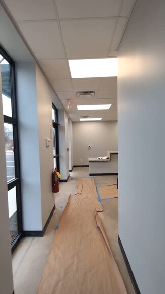 More details for 1385 N Joliet Rd, Romeoville, IL - Industrial for Lease