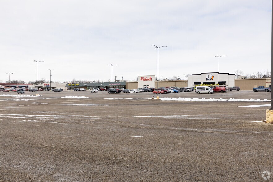 Roosevelt Blvd - Land, Middletown, OH à louer - Photo principale - Image 1 de 2