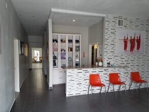 924 N Dixie Hwy, Lake Worth, FL à louer Photo intérieure- Image 1 de 4