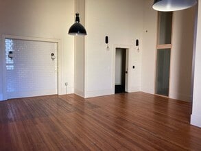330-338 SE Martin Luther King Jr Blvd, Portland, OR for lease Interior Photo- Image 1 of 2