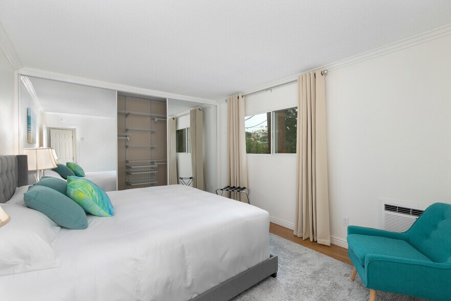 3455 Del Rey St, San Diego, CA à vendre - Photo du bâtiment - Image 3 de 32