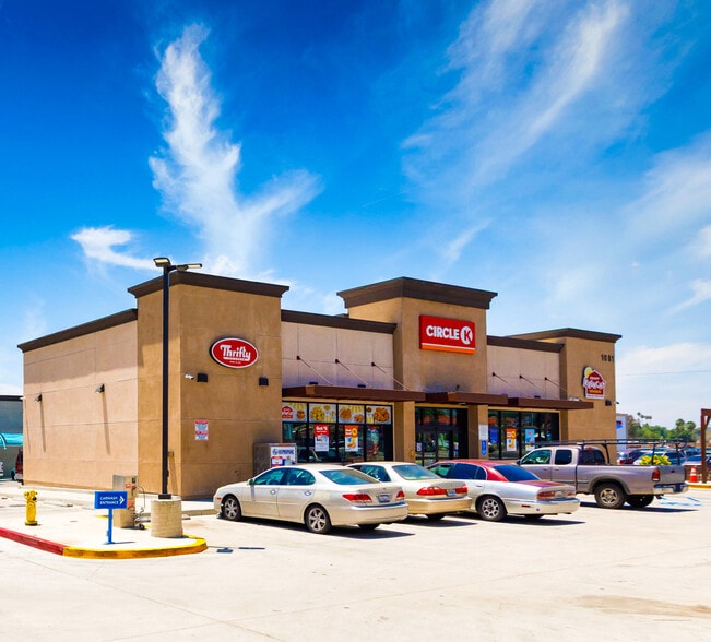 1081 W Highland Ave, San Bernardino, CA for sale - Building Photo - Image 2 of 19