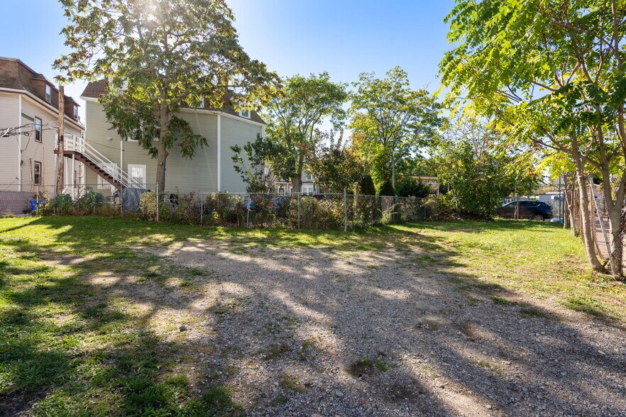 20 Rockville Park, Roxbury, MA for sale - Building Photo - Image 2 of 31