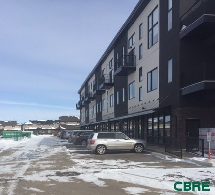 419 Willowgrove Sq, Saskatoon, SK for lease - Primary Photo - Image 1 of 1
