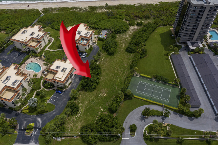 4002 N A1A, Hutchinson Island, FL for sale - Building Photo - Image 1 of 5