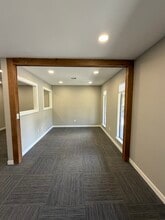 617 S 48th Ave, Yakima, WA for lease Interior Photo- Image 1 of 8