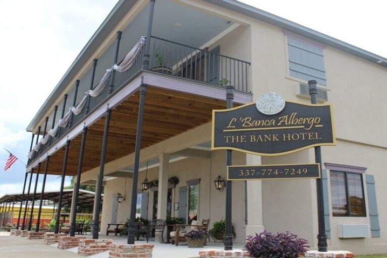 233 Arthur Ave, Lake Arthur, LA à vendre - Photo du bâtiment - Image 2 de 42