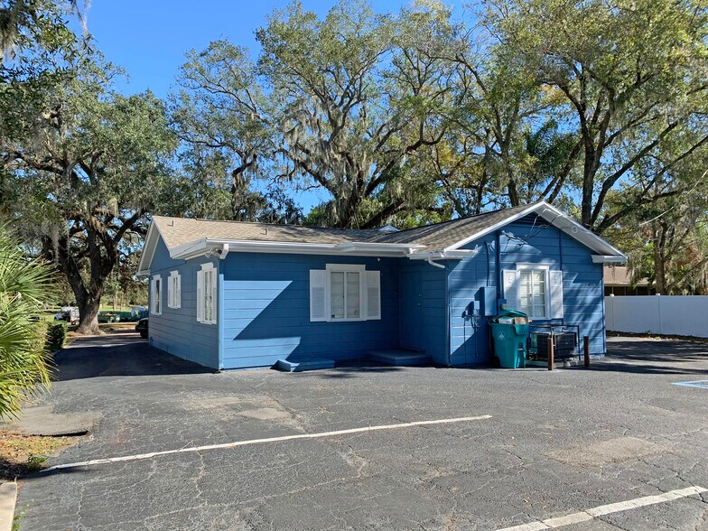 924 Delaney Ave, Orlando, FL à vendre - Photo du bâtiment - Image 3 de 3