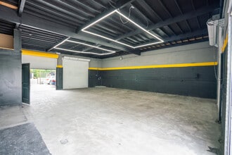 1318 N Highland Ave, Los Angeles, CA for lease Interior Photo- Image 2 of 7