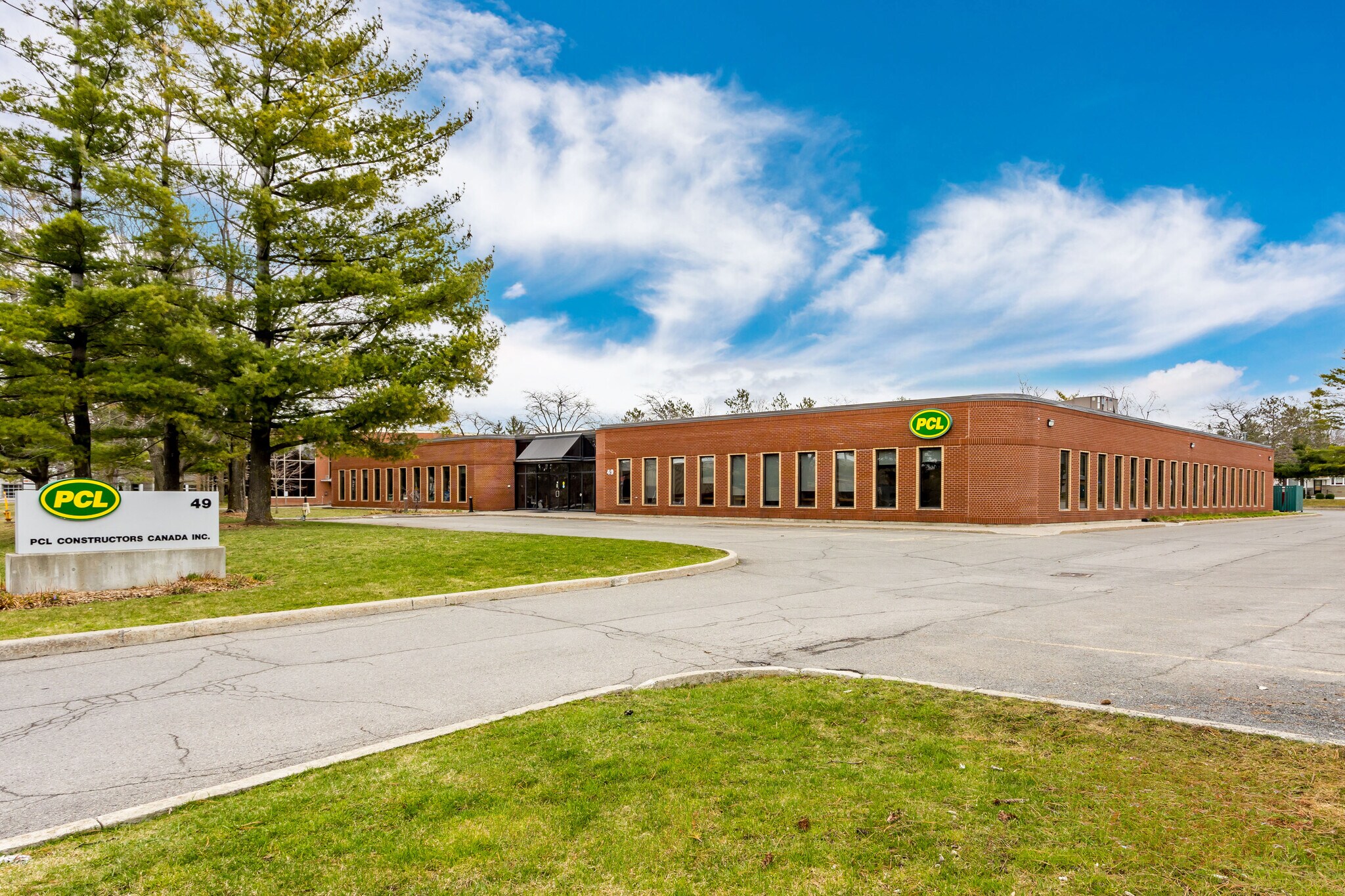 49 Auriga Dr, Ottawa, ON à vendre Photo du bâtiment- Image 1 de 1