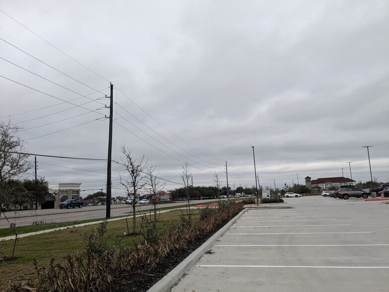 0 Broadway St, Pearland, TX à vendre - Photo du bâtiment - Image 2 de 6