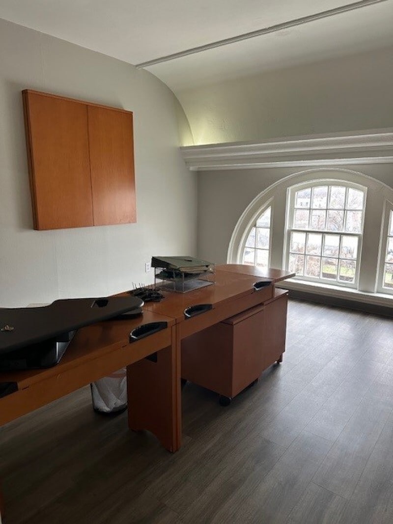 1227 W Magnolia Ave, Fort Worth, TX for lease Interior Photo- Image 1 of 5