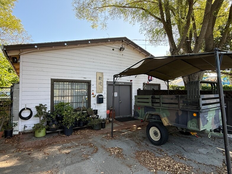 1879 Woodland Ave, Palo Alto, CA for sale - Building Photo - Image 3 of 6