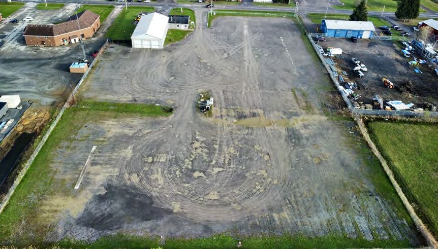 6 Industrial Rd, Kemptville, ON à louer - Photo du bâtiment - Image 2 de 5