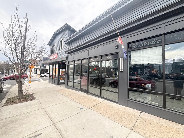 98-102 Main St, Malden, MA for lease - Primary Photo - Image 1 of 12