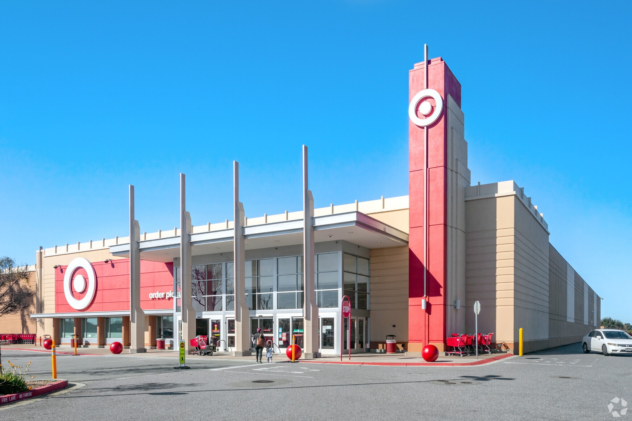 1100 Cochrane Rd, Morgan Hill, CA for lease Building Photo- Image 1 of 10