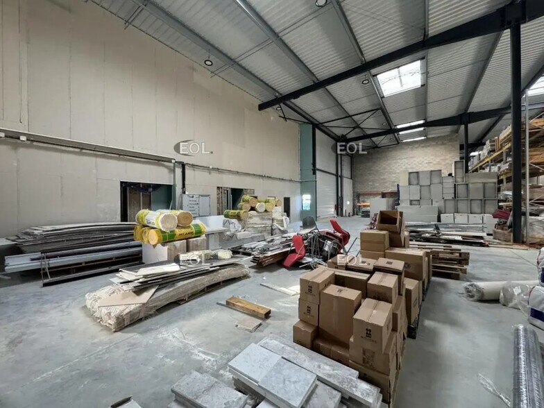 Flex in Tigery for lease - Interior Photo - Image 3 of 12