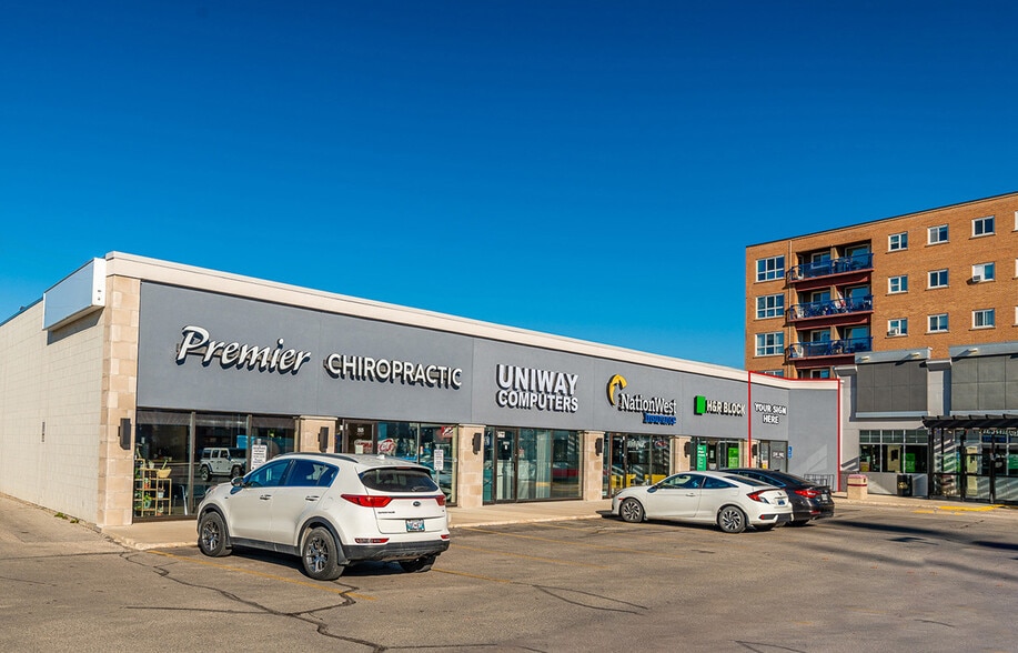 2517-2525 Portage Ave, Winnipeg, MB for lease - Building Photo - Image 3 of 34