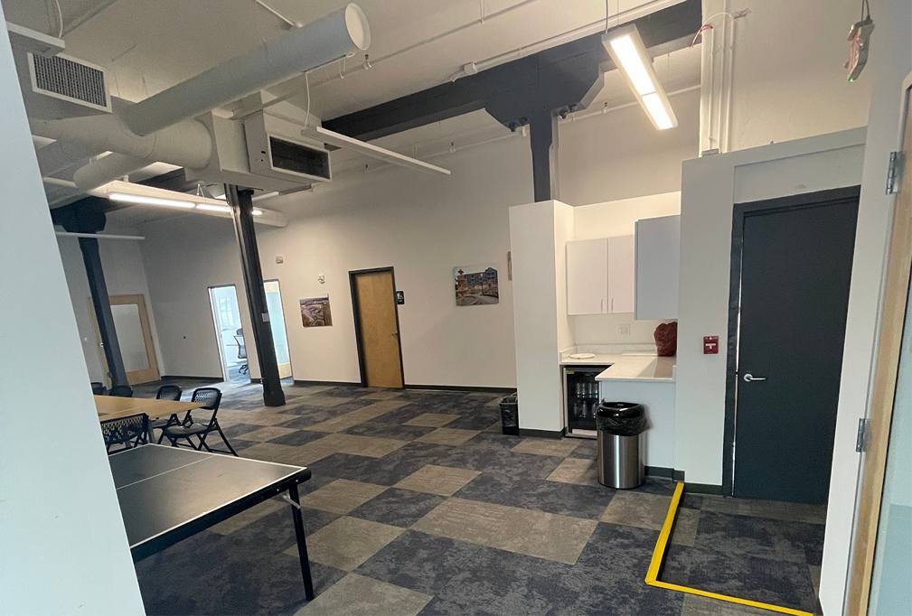 304-310 E 8th St, Cincinnati, OH for lease Interior Photo- Image 1 of 4