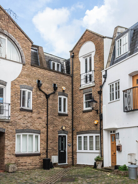 8 Celbridge Mews, London à louer - Photo du bâtiment - Image 1 de 10