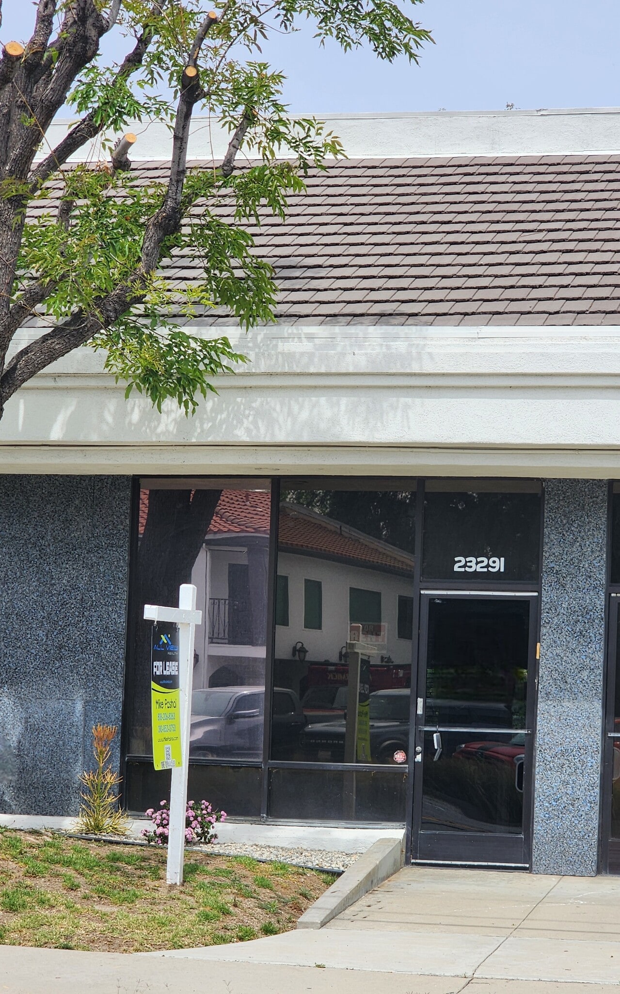 23291 Ventura Blvd, Woodland Hills, CA for lease Building Photo- Image 1 of 1