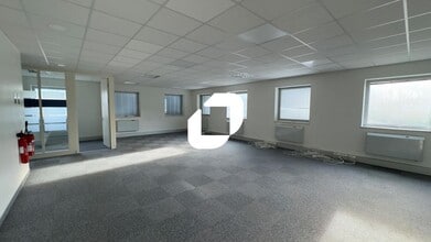 Office in Illkirch-Graffenstaden for sale Interior Photo- Image 1 of 5