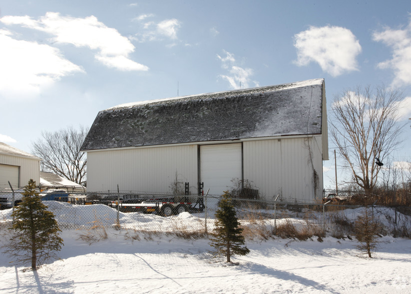 6790 Whitmore Lake Rd, Whitmore Lake, MI à vendre - Photo du bâtiment - Image 1 de 1