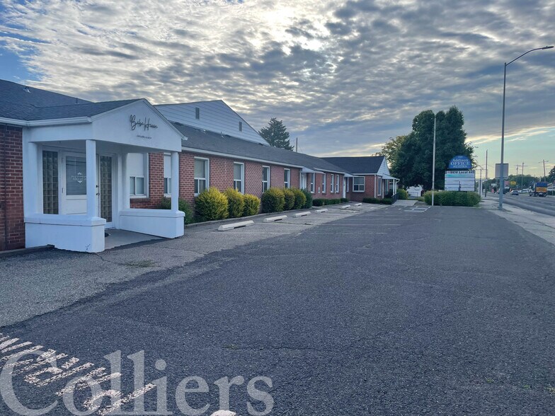 1525 Addison Ave E, Twin Falls, ID à louer - Photo du bâtiment - Image 1 de 6