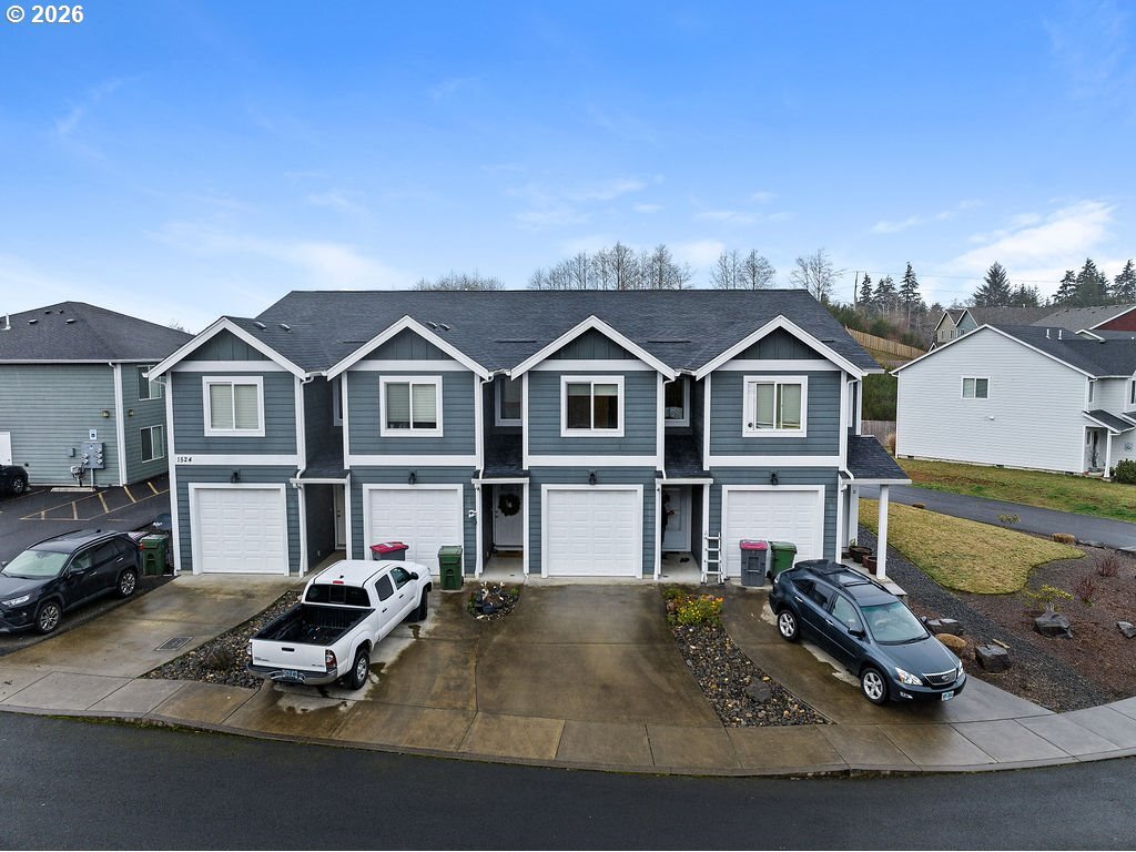1524 SE Honeysuckle Loop, Warrenton, OR à vendre Photo principale- Image 1 de 36
