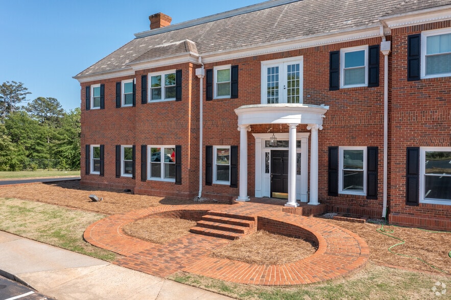 125 Old Monroe Rd portfolio of 2 properties for sale on LoopNet.ca - Building Photo - Image 3 of 14