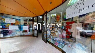 Plus de détails pour Multi-résidentiel à vendre