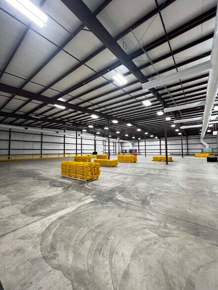 729 Prairie Dupont Dr, Dupo, IL for lease - Building Photo - Image 3 of 16