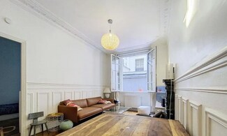 Plus de détails pour Multi-résidentiel à vendre