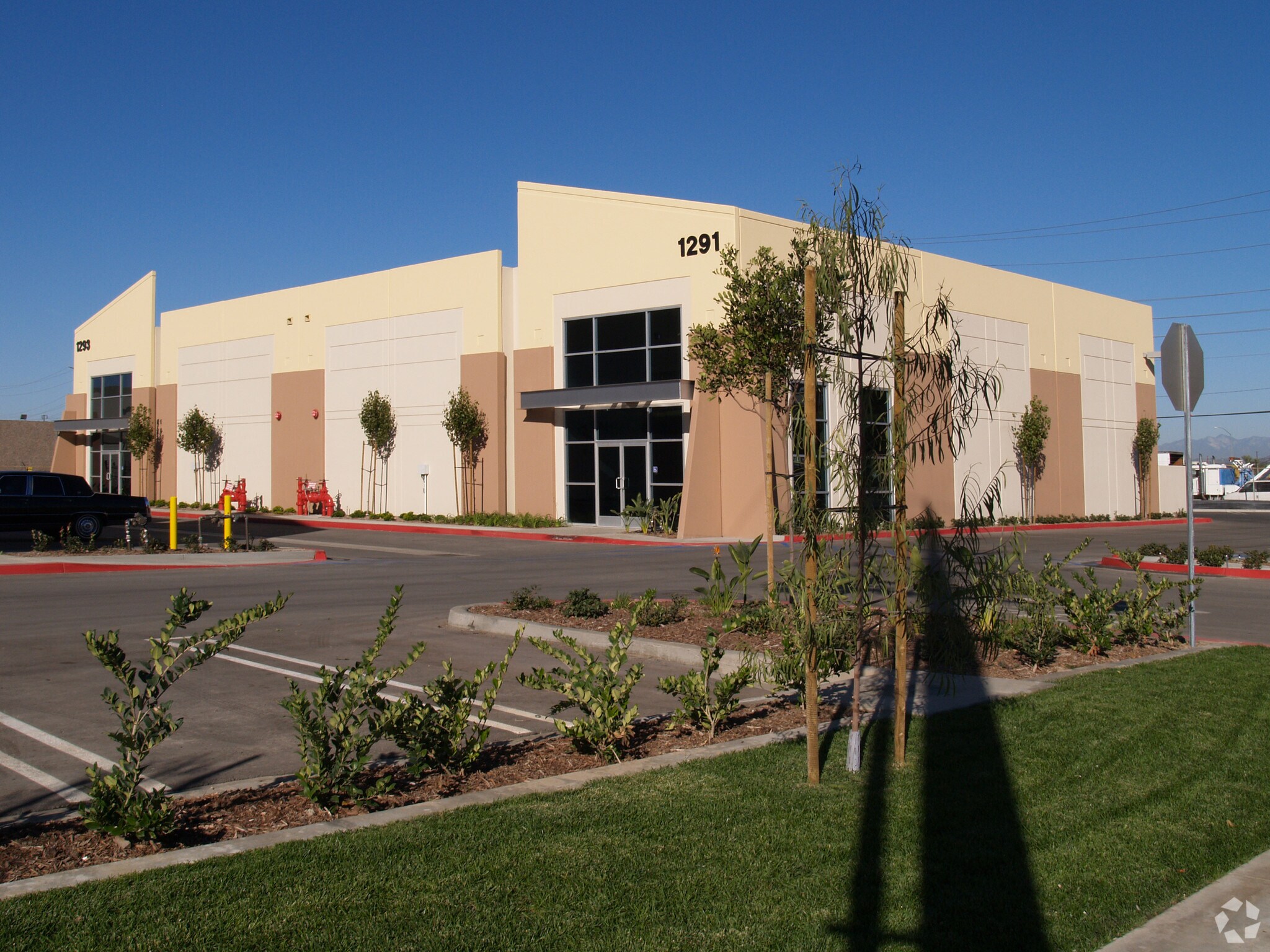 1291 N Patt St, Anaheim, CA for lease Primary Photo- Image 1 of 6