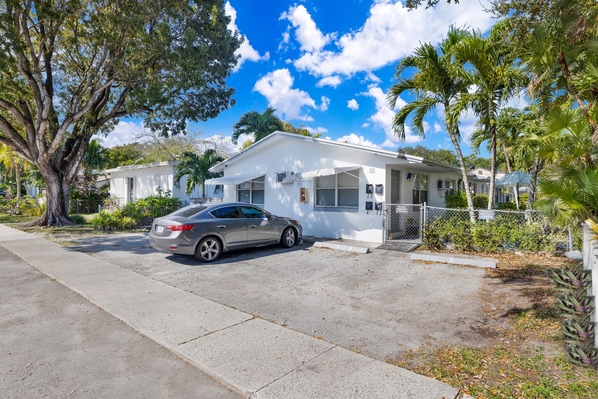 26 SW 6th St, Dania Beach, FL à vendre Photo du bâtiment- Image 1 de 1
