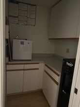 30 Aulike St, Kailua, HI for lease Interior Photo- Image 2 of 14