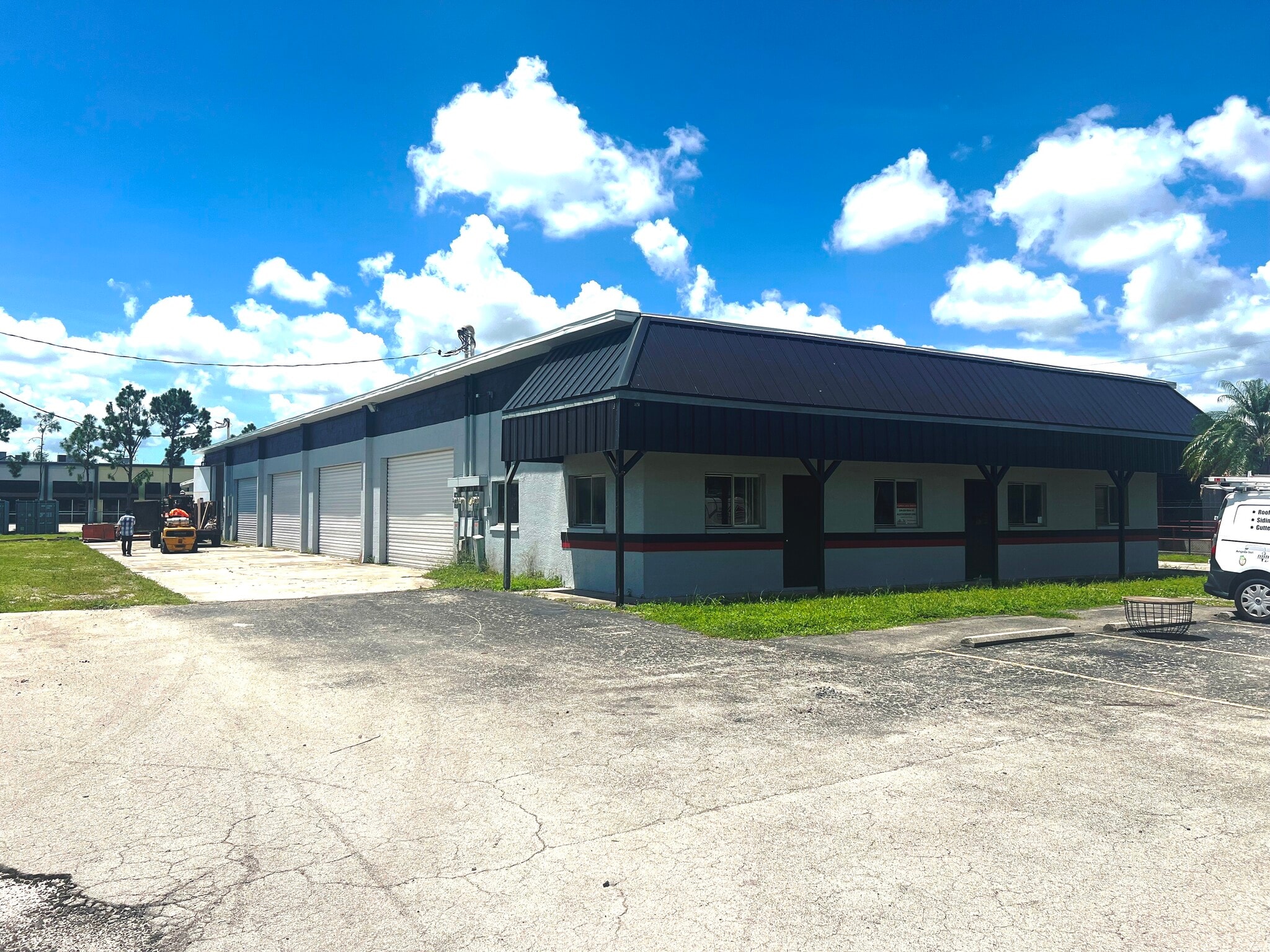 6120 Idlewild St, Fort Myers, FL for lease Building Photo- Image 1 of 4