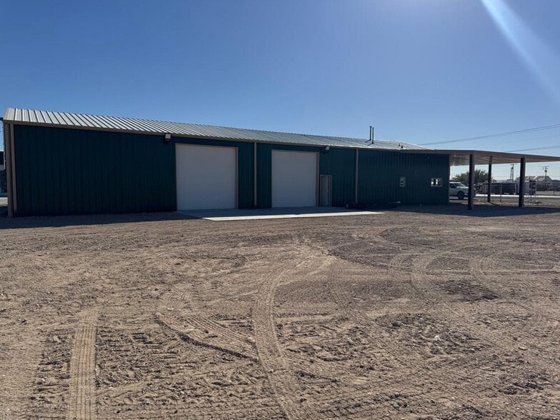 8320 N County Rd W, Odessa, TX for lease - Building Photo - Image 2 of 18