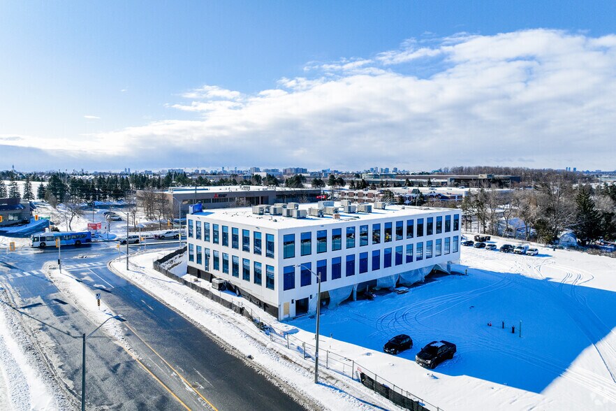 14th Ave, Markham, ON à vendre - Photo principale - Image 1 de 1