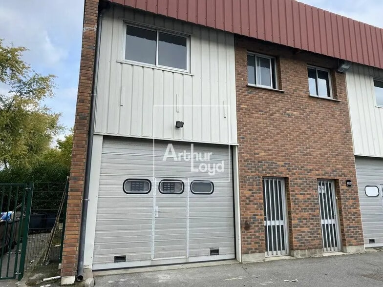 Office in Lisses for lease - Building Photo - Image 2 of 6